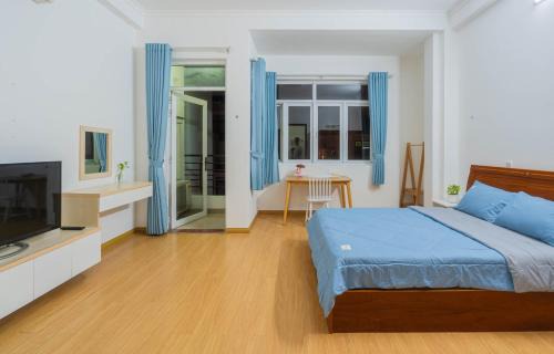 Hang Xanh Hotel | LalaHouse Riverside Residence