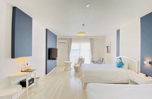 Nakijin Hotel | Lalamare Kouri
