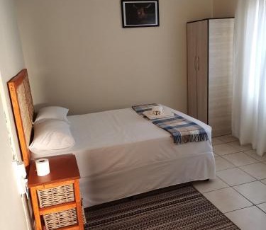 Krugersdorp House | LaMavuso Guesthouse