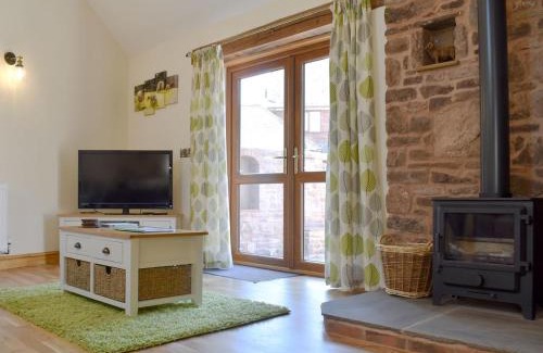 Lydney House | Lambing Shed - Uk12380