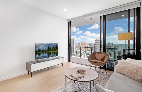 Broadbeach Apartment | Lamour Ocean View Apartment II in Casino Broadbeach - free parking-195cm
