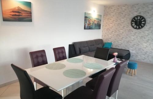 Kastel Sucurac Apartment | Lana i Natali