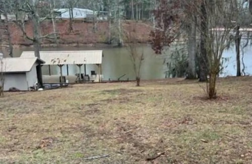 Negreet House | Lanan Hideaway on Toledo Bend CLOSE TO TOLEDO TOWN!