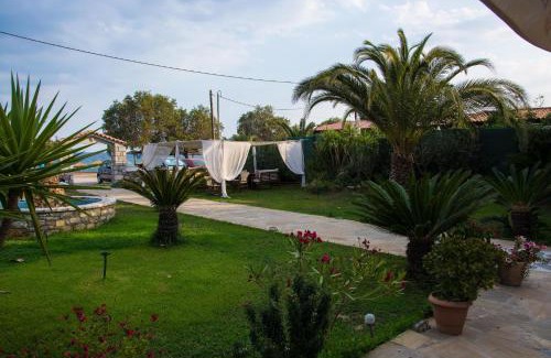 Mavrovouni Apartment | Land of Gods