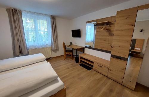 Bubenreuth Hotel | Landgasthof Mörsbergei