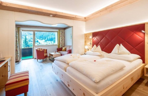Bad Kleinkirchheim House | Landhaus Suite 150 m² - Thermenwelt Hotel Pulverer