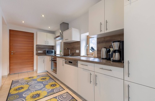 Umhausen Apartment | Landhaus Waldhart - Gemütliches Appartement mit Balkon & Kamin