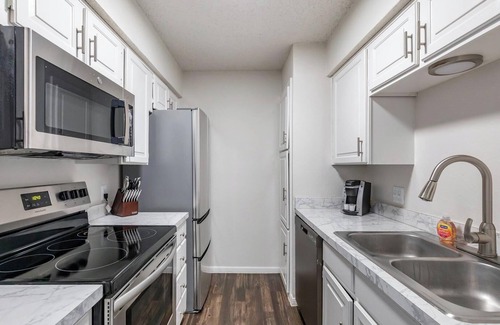 Denton Apartment | Landing | Amazing 1BD, Pool, Courtyard