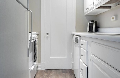 DeBaliviere Place Apartment | Landing at 275 on the Park - Congress - 2 Bedrooms in De Baliviere Place