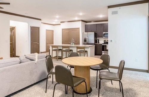 Middletown Apartment | Landing at Century Belmont Station - 2 Bedrooms in Middletown