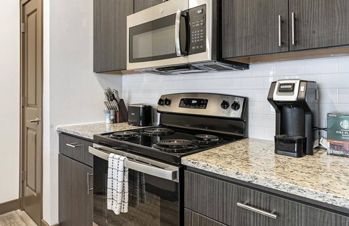 Middletown Apartment | Landing at Century Belmont Station - 1 Bedroom in Middletown