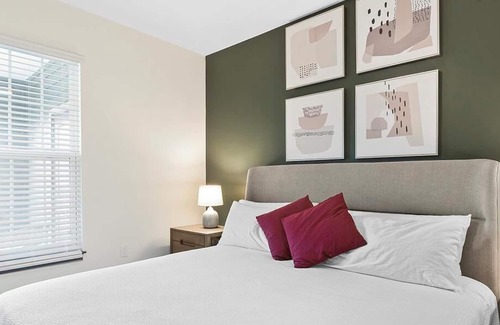 Middletown Apartment | Landing at Century Belmont Station - 1 Bedroom in Middletown