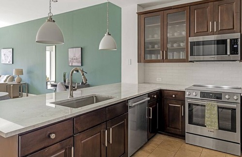 Uptown Apartment | Landing at Cortland on McKinney - 1 Bedroom in Oak Lawn