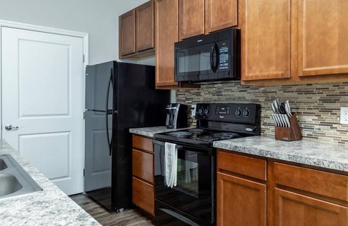 Riverside Apartment | Landing at Grafton Park - 2 Bedrooms in Riverside