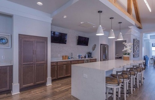 Norfolk - Virginia Beach Apartment | Landing at Park 216 Apartments - 1 Bedroom in Downtown Suffolk