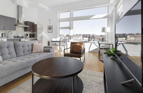 Cherry Creek Apartment | Landing at Studio 135 - Studio in Cherry Creek