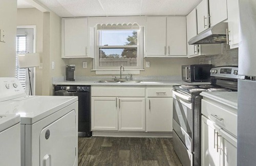 Morrow Apartment | Landing at The Park at London - 2 Bedrooms in Morrow