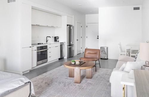 Sugar House Apartment | Landing | Incredible Studio, Gym, Game Room