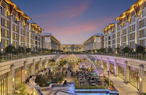 Andeok Hotel | Landing Jeju Shinhwa World Hotel