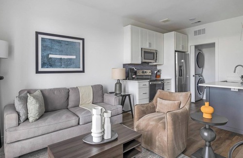 Austin Apartment | Landing | Modern 1BD, Pool, Clubhouse