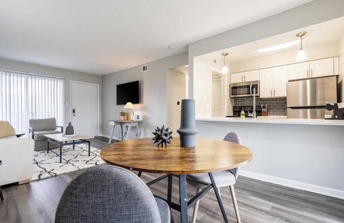 Indianapolis Apartment | Landing | Modern 1BD, Pool