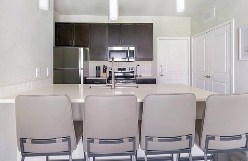 Katy Apartment | Landing | Stunning 2BD, Clubhouse, Gym