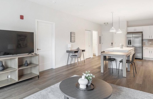 Willow Springs Apartment | Landing | Stylish 1BD, Gym, Clubhouse