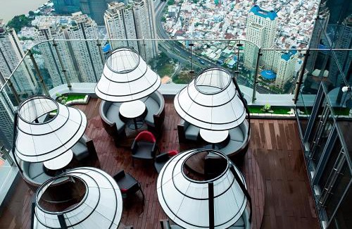 Hang Xanh Apartment | Landmark Plus Vinhomes CityView Suite