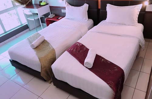 Dengkil Hotel | Langit-Langi Hotel @ KLIA/KLIA2