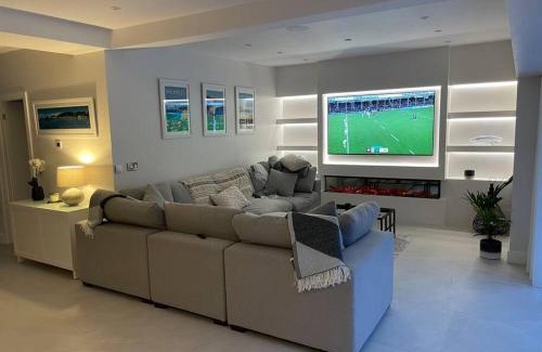Mumbles House | Langland Bay House