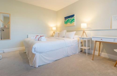 Mumbles Apartment | Langland Sea View Apartment