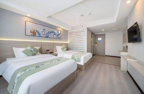 Xincheng Hotel | Lanhuahua hotel