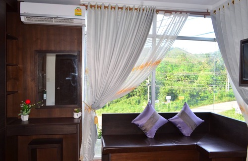 Ko Lanta Hotel | Lanta Nice Beach House
