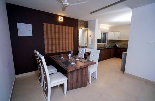 Perintalmanna Apartment | Lantern Apart Hotel