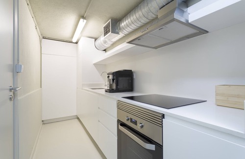 Santos Apartment | Lapa Diplomatic Flat 2 4 by Feel Lisboa