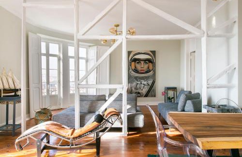 Lisbon Old Town Apartment | Lapa With A View.