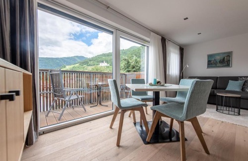 Burgusio Apartment | Lapis Monti - Apartments & Suites