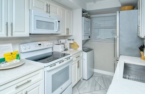 Longboat Key Condo | LaPlaya 108B-Dream views of the Gulf.