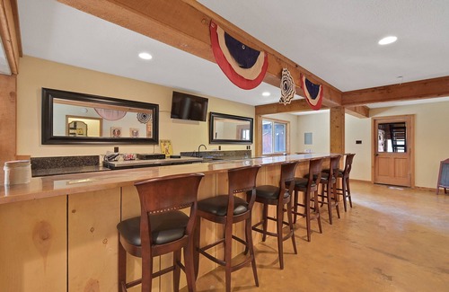 La Porte Cabin | Laporte Lodge-Armstrong/Mathews Cabin for rent