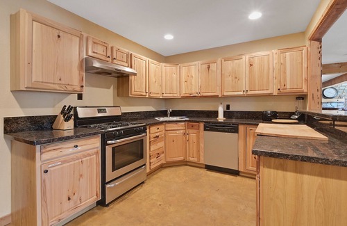 La Porte Cabin | Laporte Lodge-Armstrong/Mathews Cabin for rent