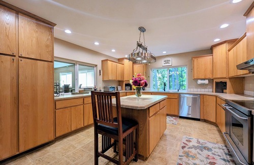 Yamhill County House | LARC Ranch ~ Serene Wine Country Escape!