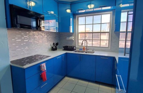 Palmas House | LARGE 8BR Sleeps 38 People with over 3000 SQ FT