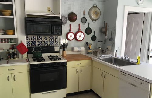 Little Compton House | Large, airy house with lots of outdoor space -- May through mid-June available!
