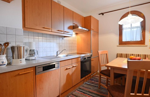 Itter Apartment | Large apartment with sauna, 200m to the ski bus
