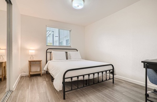 Lakewood Apartment | Large Apartments in LAKEWOOD - SK