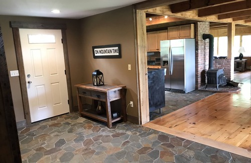 Wilmington House | Large beautifully renovated home close to Mt Snow and Hermitage
