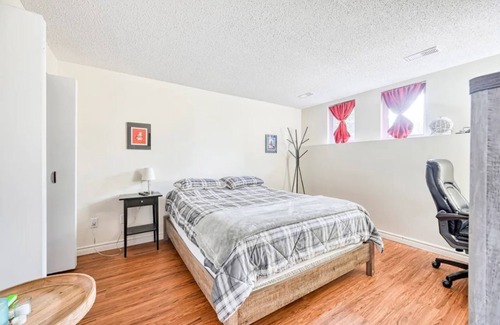 Aylmer Apartment | Large bedroom with pvt bathroom and fast internet