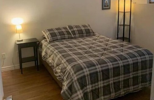 Aylmer Apartment | Large bedroom with pvt bathroom and fast internet