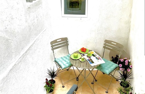 Le Piol Apartment | Large, bright studio with terrace in the heart of Nice