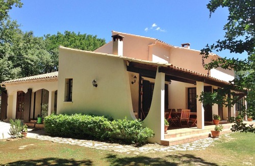 Rochefort-du-Gard Villa | Large charming Provencal villa with swimming pool, 6 bedrooms, classified 4 stars